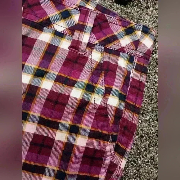 Lady's AEROPOSTALE Clueless preppy shorts (#307) - Picture 2 of 4